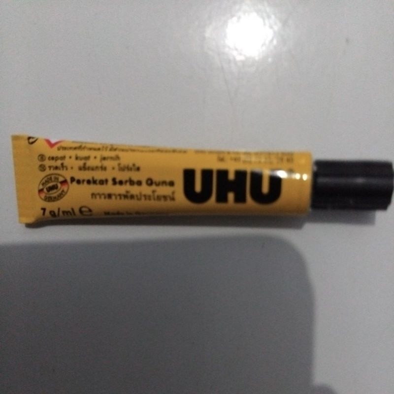 

LEM UHU PEREKAT SERBAGUNA THE ALL PURPOSE ADHESIVE UKURAN 7 GRAM / ML MADE IN GERMANY