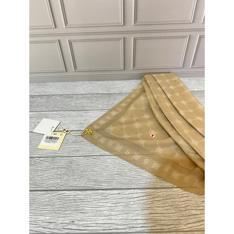 Hijab Segiempat Motif Xanadu Monogram Voal Square Buttonscarves