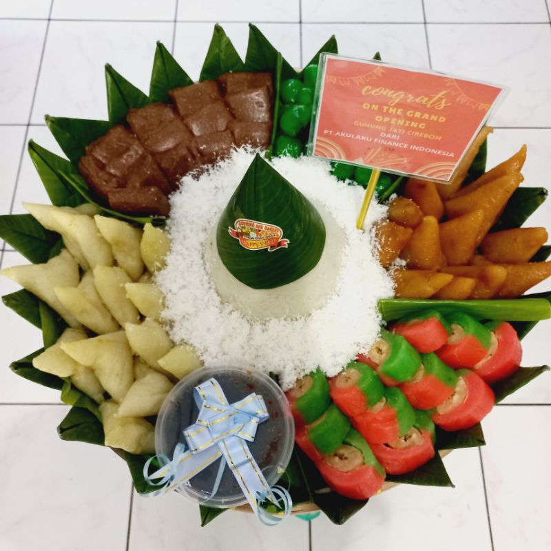 

Kue Tampah /Kue Tradisional /Tampah Tradisional /Jajanan Tradisional /Happyyessfood untuk 10 porsi