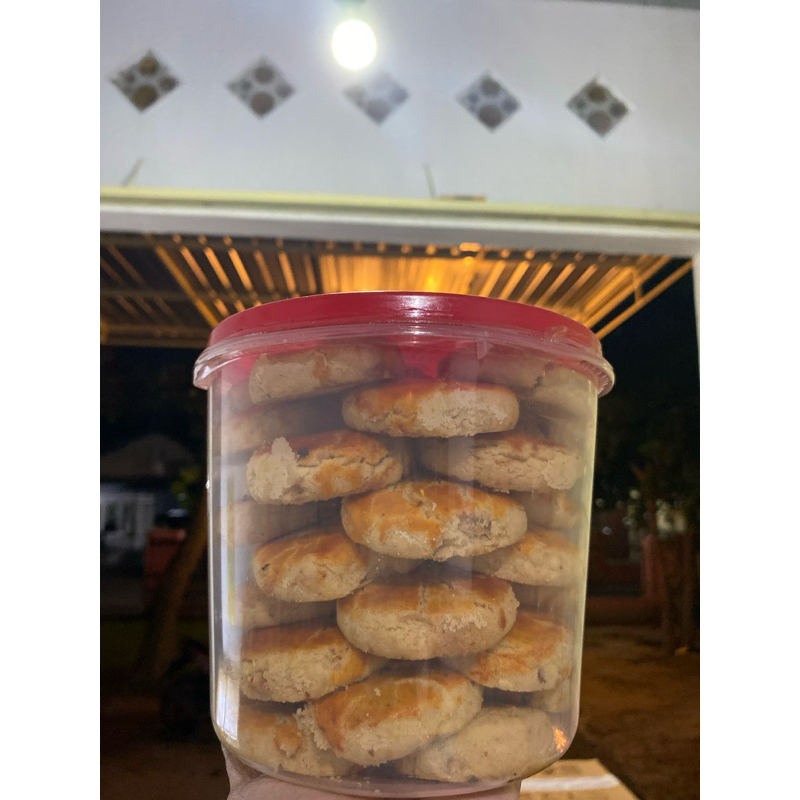 

Kue Kacang Asli Jember Berat 1 Kg