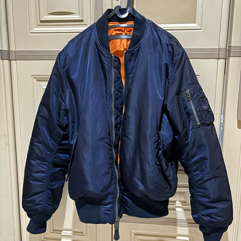 BOMBER JACKET ALPHA INDUSTRIES ORI (Second like new)