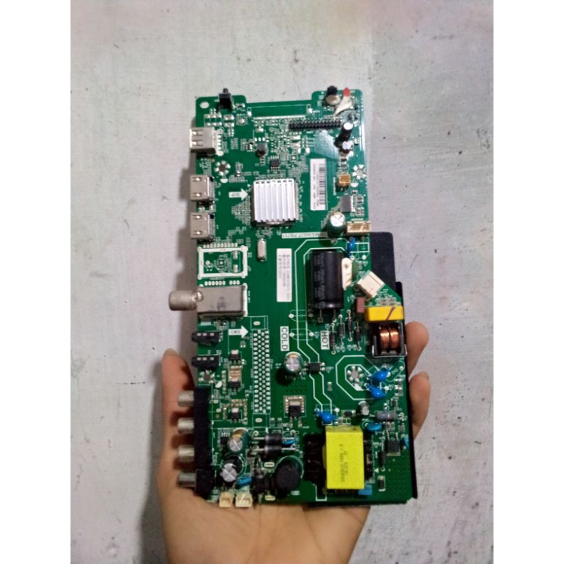 MB COOCAA 32W4 MAINBOARD TV COOCAA 32W4 MODUL TV COOCAA 32W4