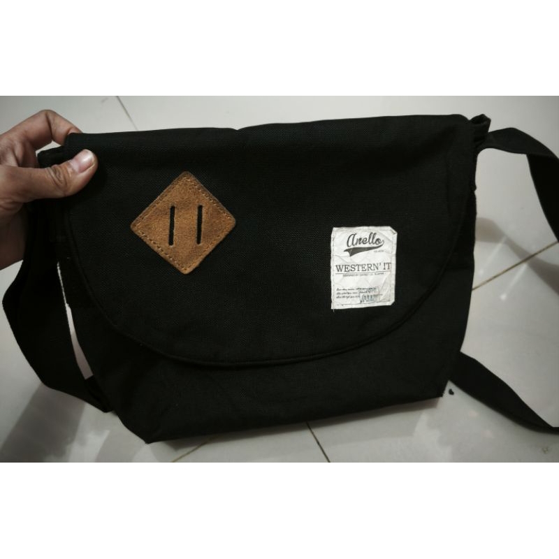 Sling bag Anello
