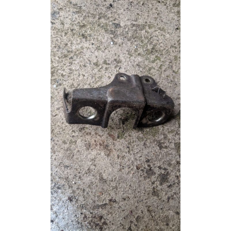 dudukan lampu belakang alfa / breket lampu belakang yamaha alfa  / bracket stoplamp lampu belakang a