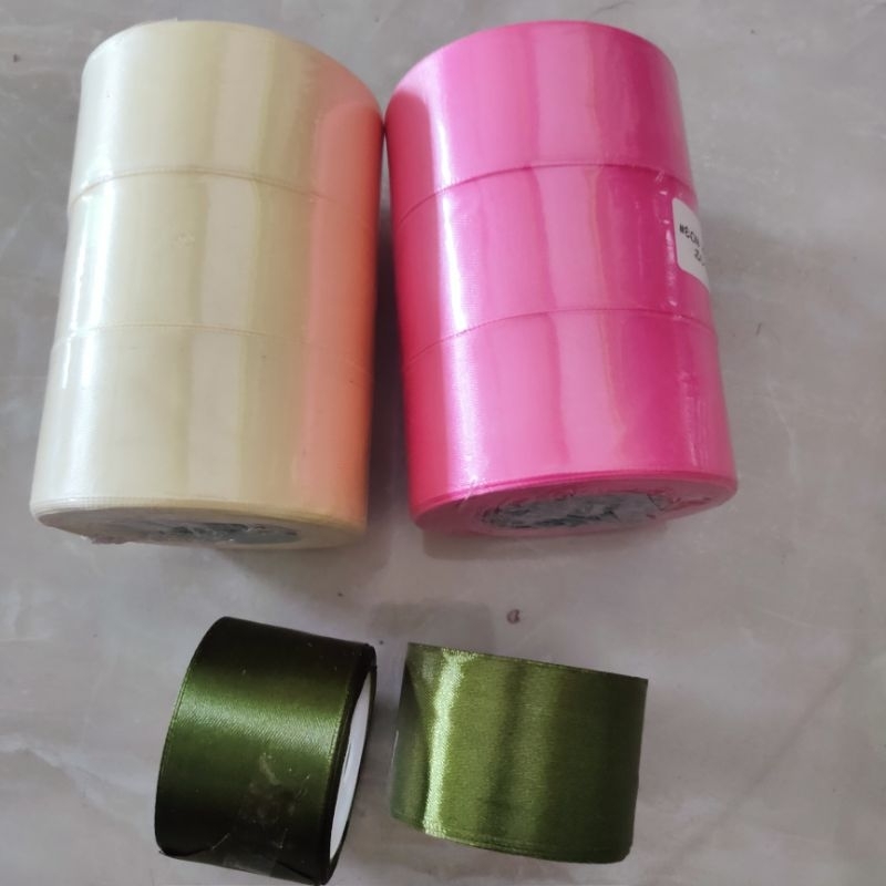 

pita satin 4cm