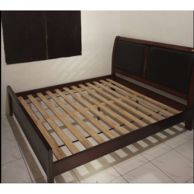 Hanya rangka kasur type Innovation lengkap kepala headboard muat kasur 180x200cm jenis rangka kayu b