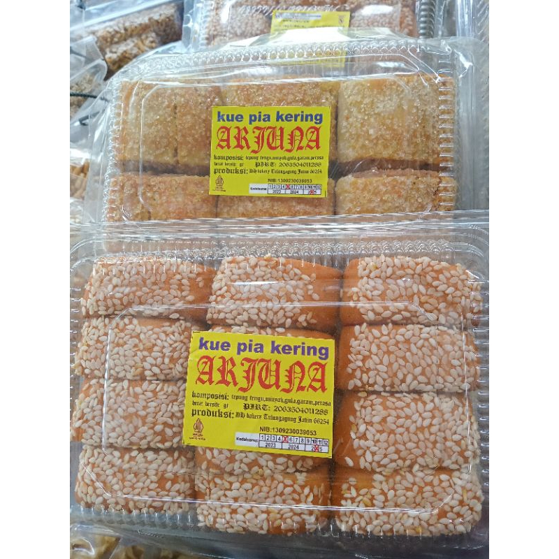 

KUE PIA KERING ARJUNA(300gr)