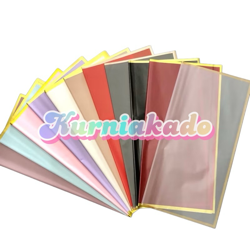 

Kertas Bucket Flowers Wrapping Transparan Cellophane Gold Frame buket bunga kurnia kado
