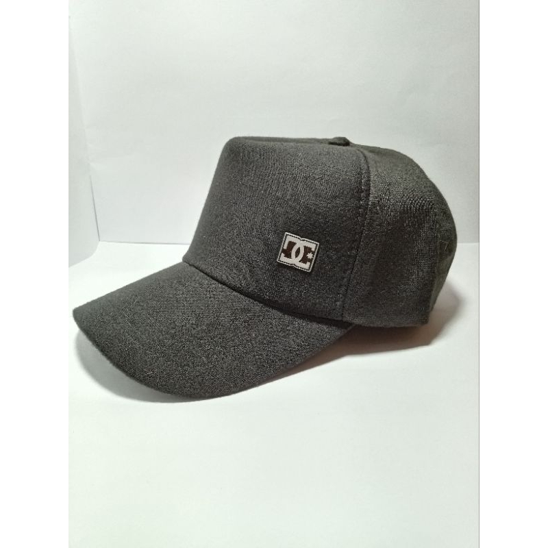 Topi Built Up Pria/Wanita Hitam