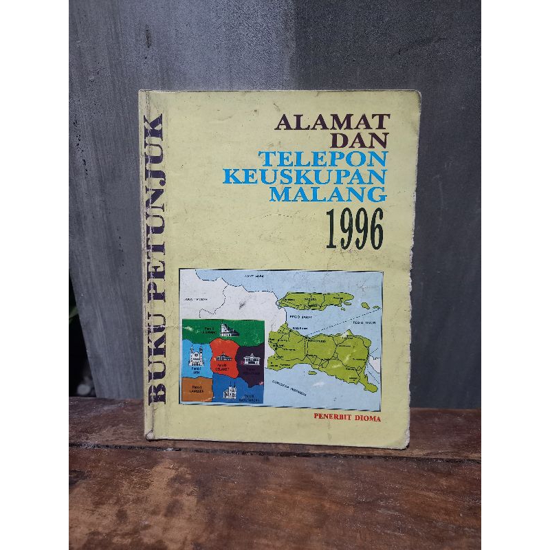 buku langka petunjuk alamat dan telepon keuskupan malang 1996