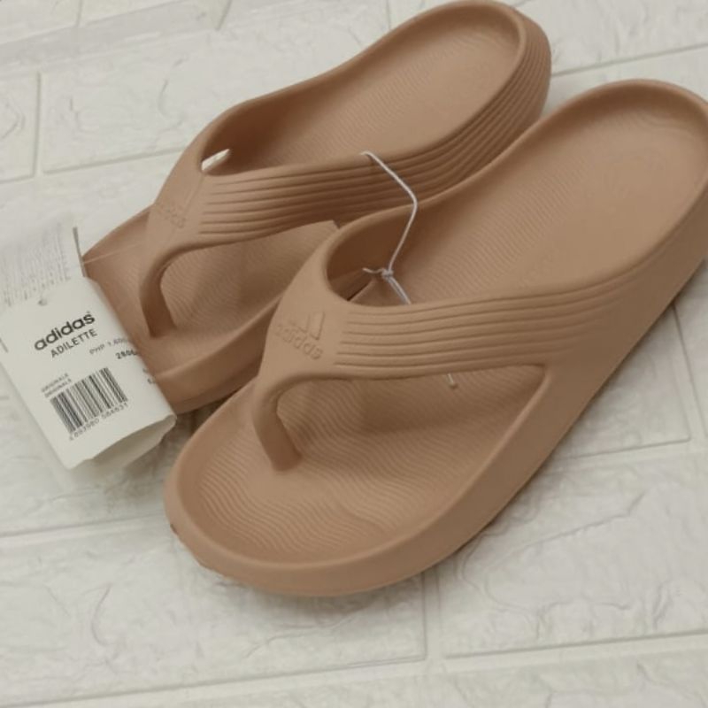 Adidas sandal hitam PLASTIC CAST/ sandal Adidas adilette jepit/ sandal Adidas pria