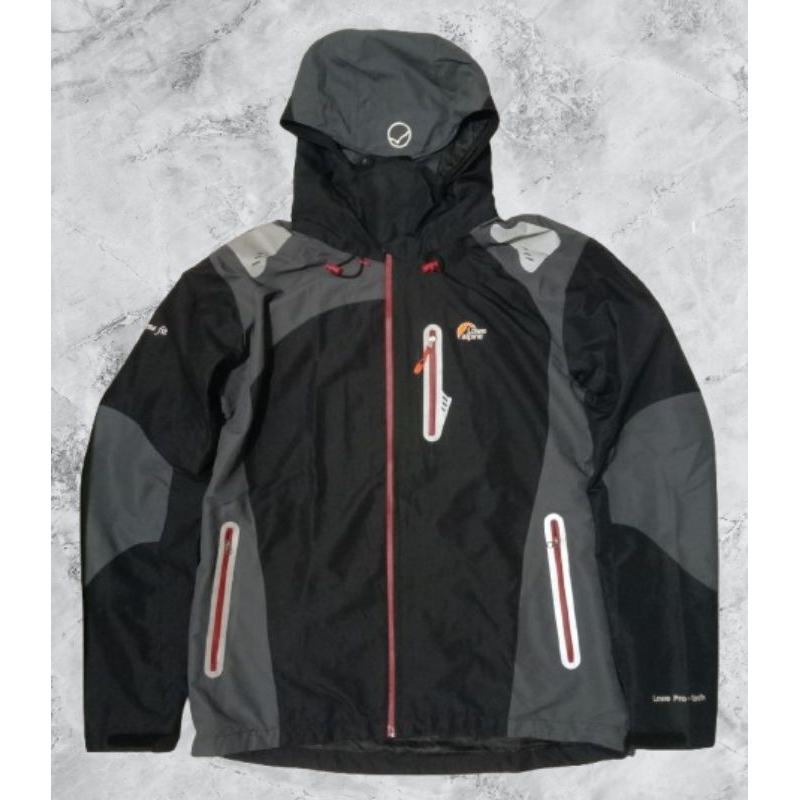 Jaket Gorpcore Lowe Alpine