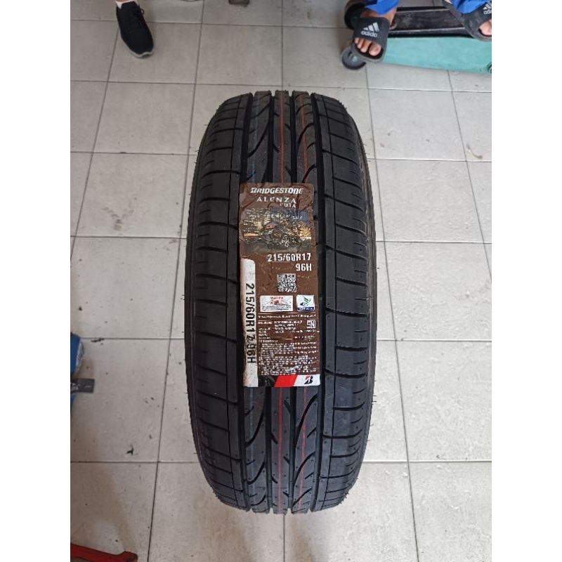 BAN MOBIL BRIDGESTONE ALENZA 215/60-17