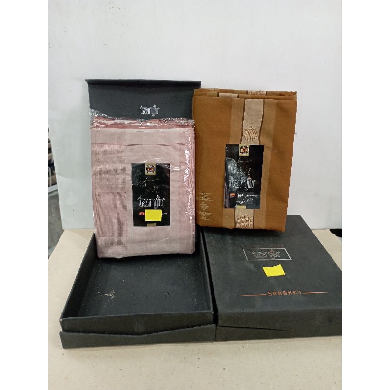 sarung jadul GAJAH DUDUK TANJIR ASLI