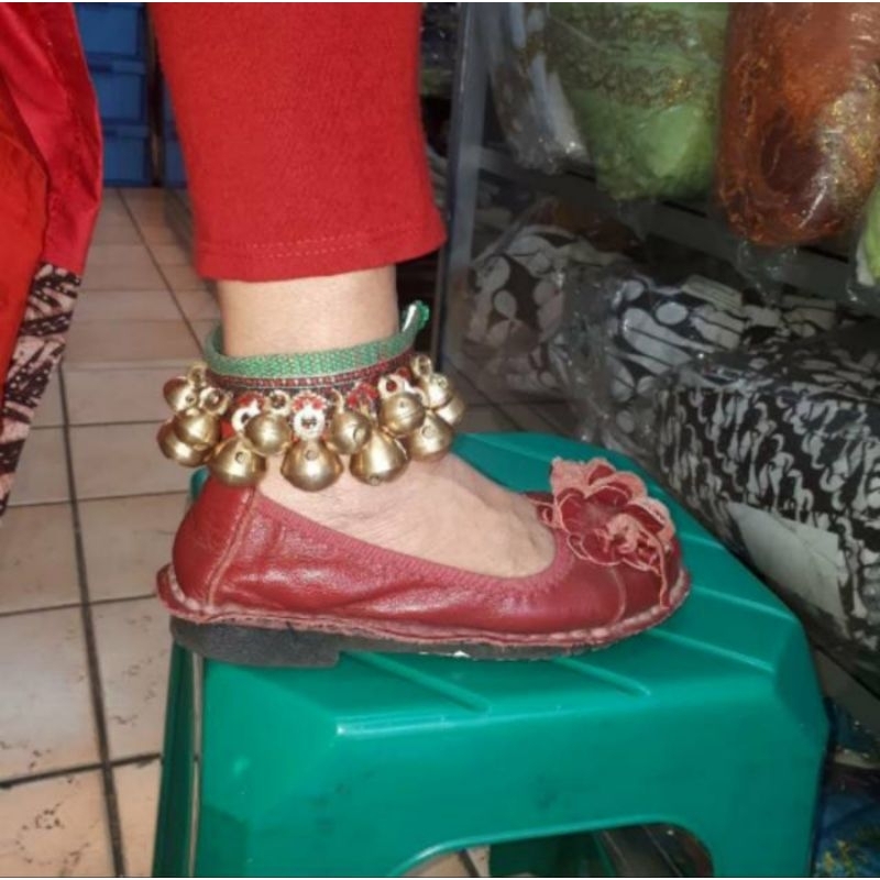 Gongseng Tari / Krincingan Kaki untuk Tari