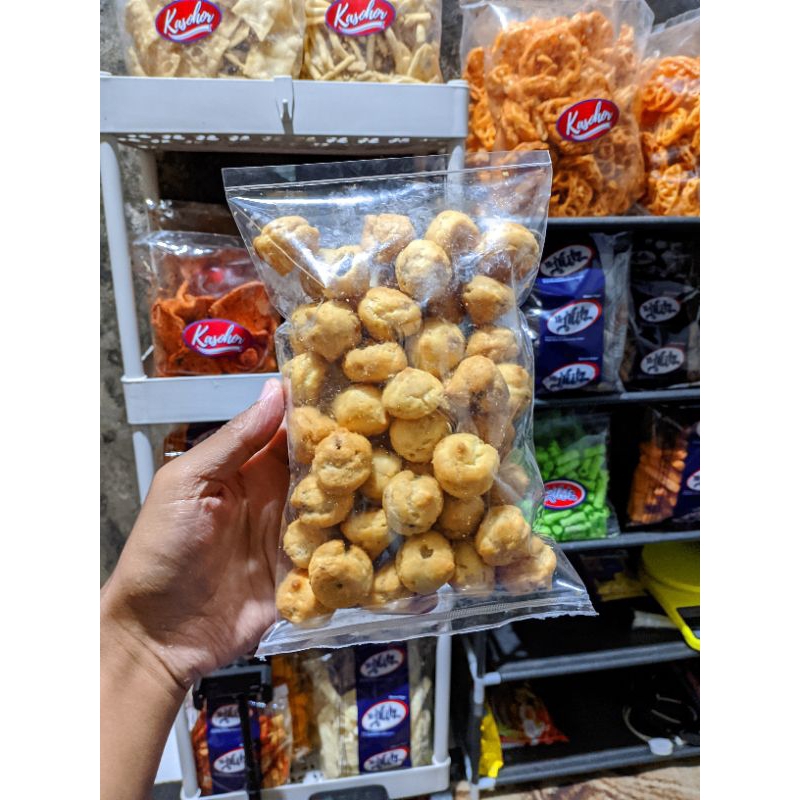

Makanan Ringan Snack Kue Soes Coklat Cemilan Murah