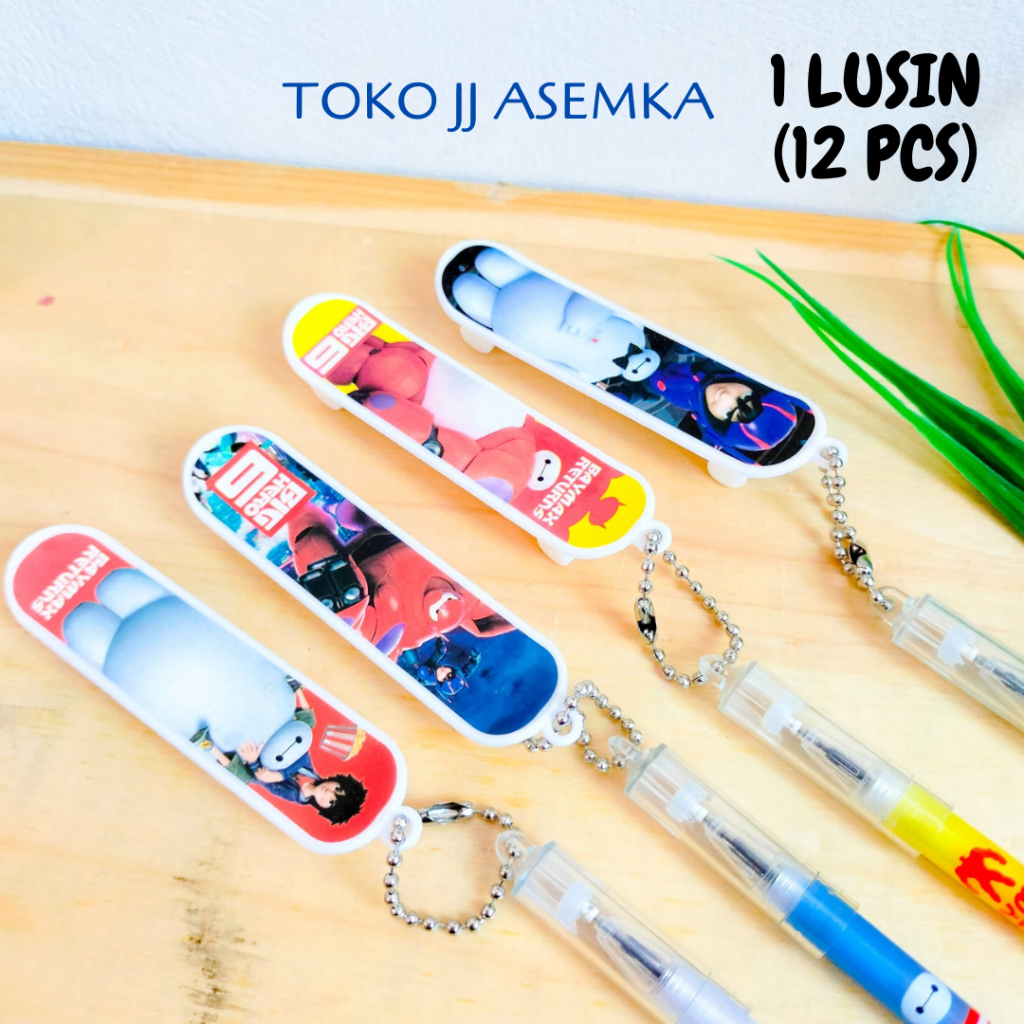 

1 LUSIN (12 PCS) PULPEN MURAH SKATEBOARD BAYMAX COWO CEWE BOLPEN PULPEN PENA ATK SEKOLAH ANAK LUCU