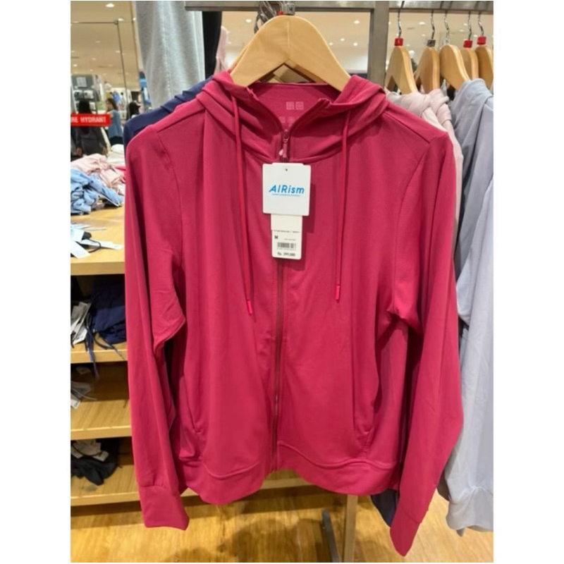 Jaket Airism Uniqlo Size XS