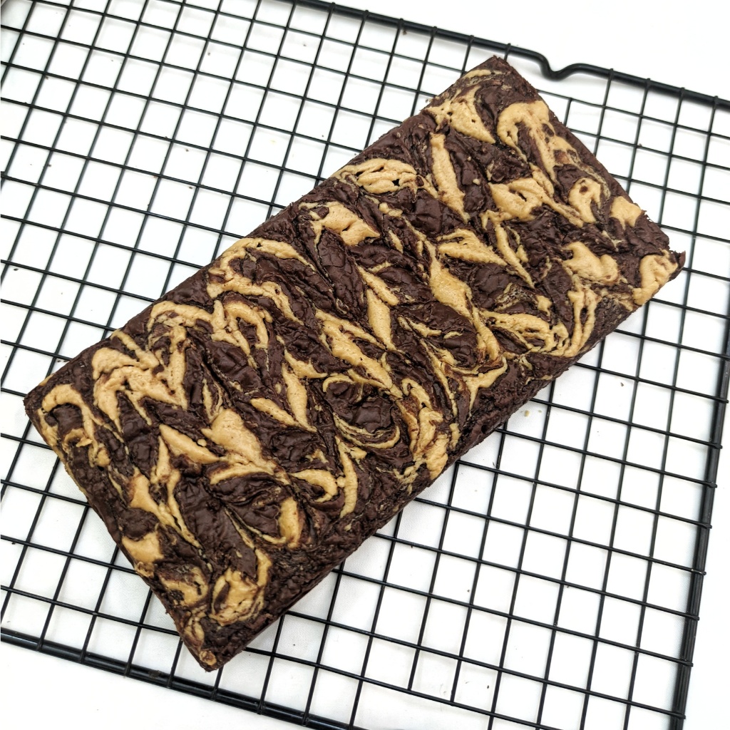 

FUDGY CHOCOLATE BROWNIE Peanut Butter by teara bakes