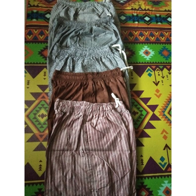 Celana Pendek Jumbo / Celana Pendek kain Katun / Kolor  / Kolor Pendek Pria / Kolor Wanita Premium