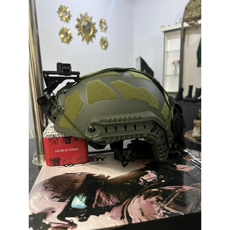 HELM TACTICAL SCORPIO / HELM MICH 2001 / HELM TACTICAL MICH 2001