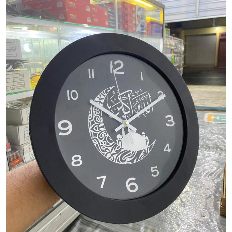 Jam Dinding Hitam Ogana Kaligrafi