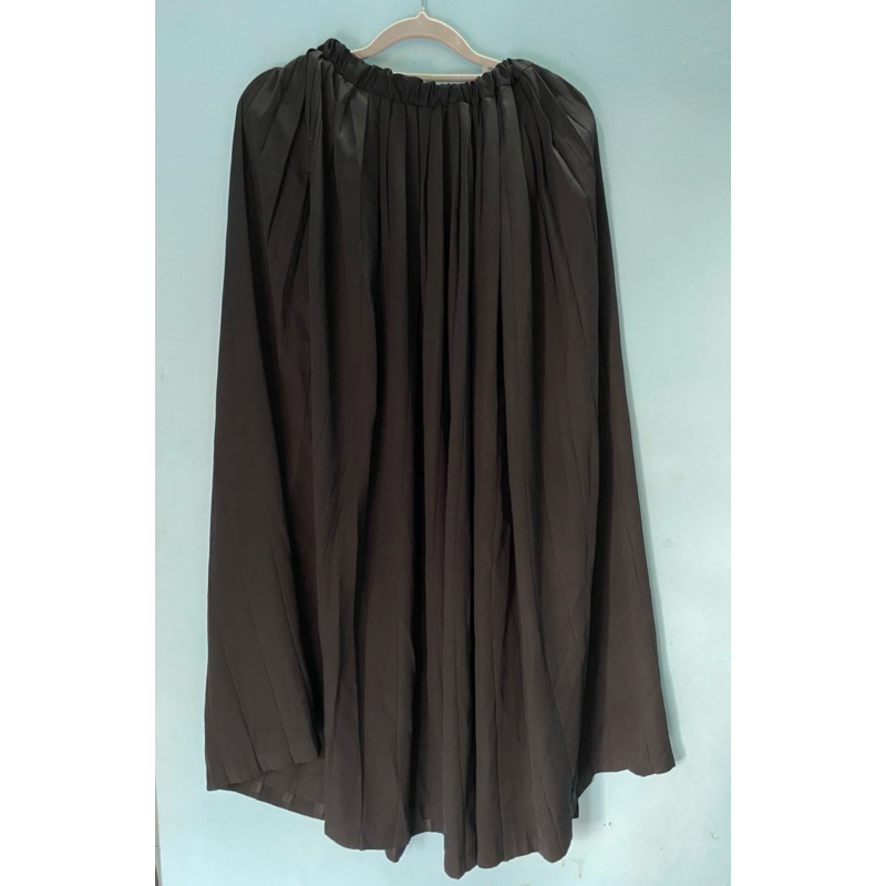 Rok Plisket Hitam PL