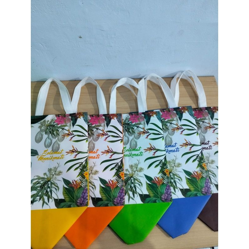 

Tas hajatan-Tas hampers hari raya idul fitri (1 lusin isi 12pcs)