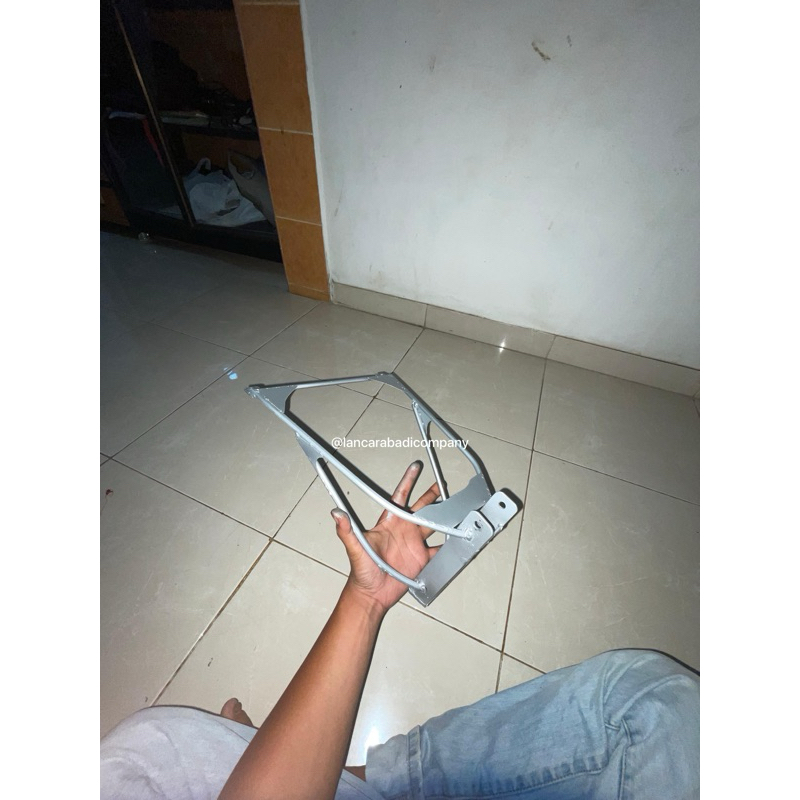 Subframe Bagasi Vario 125/150 LED NEW