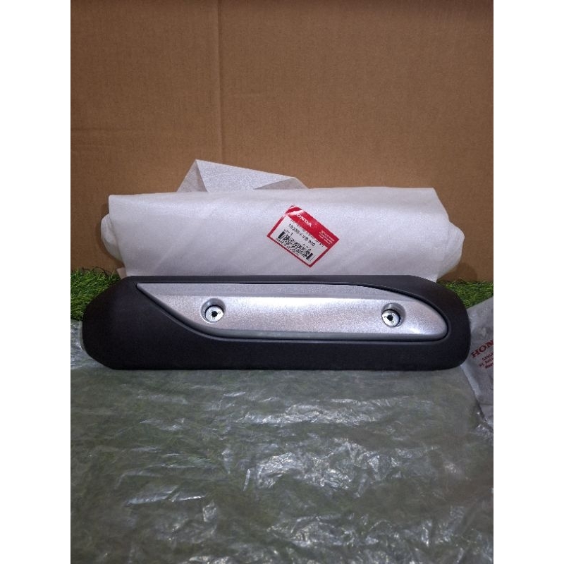 cover tameng tutup knalpot muffler honda vario 110 karbu old lama agnes original ahm honda 18330-kvb