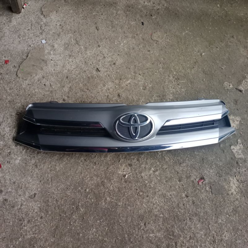 gril Innova reborn Lis crom