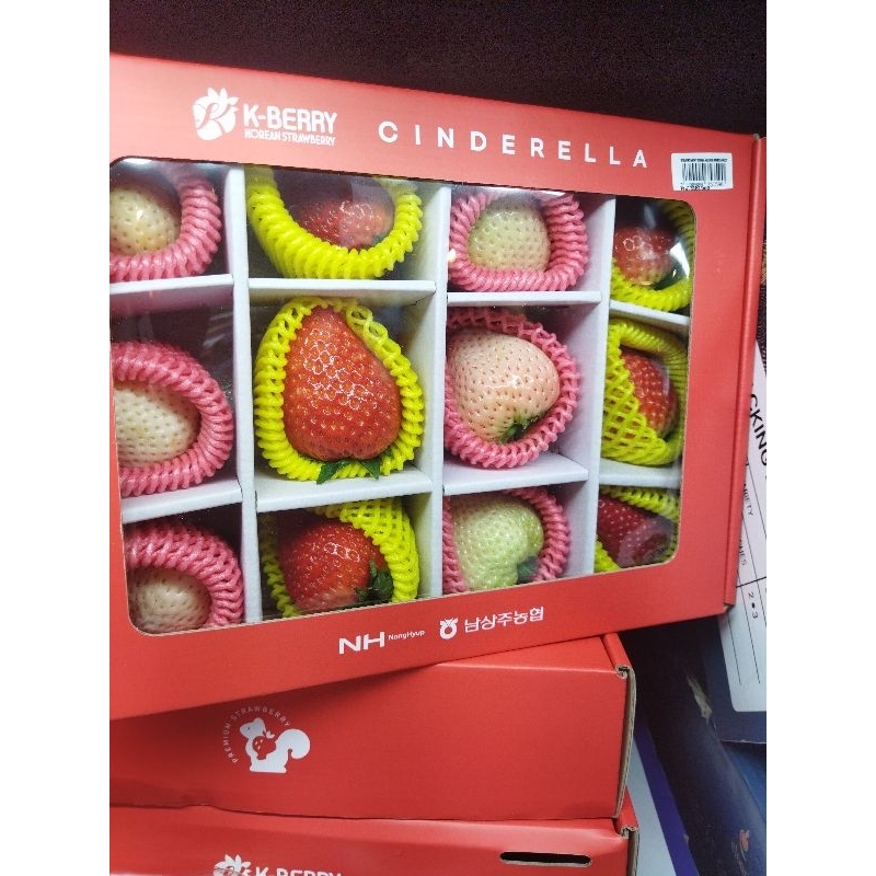 Fresh Strawberry Korea | Strawberry Korea Red And White | pack