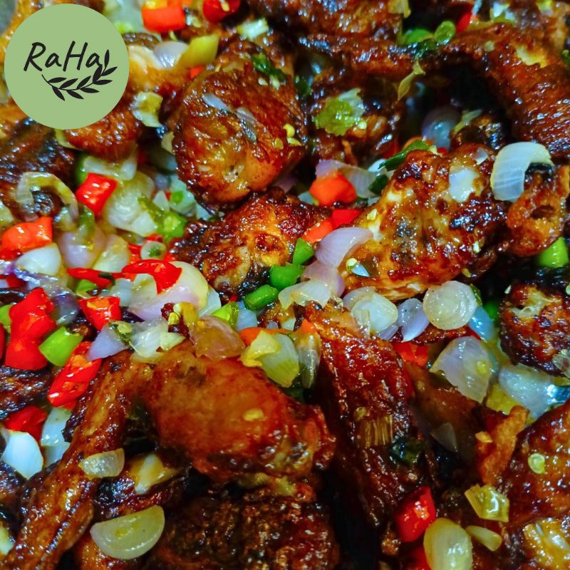 

Sayap Ayam Goreng Terasi Oseng Bawang - Organik