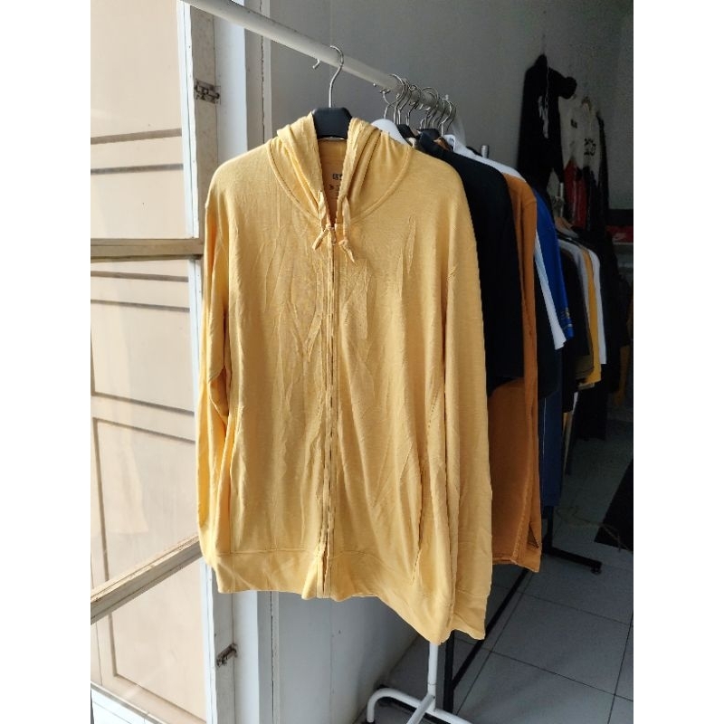 hoodie Uniqlo Airsm Anti UV yellow