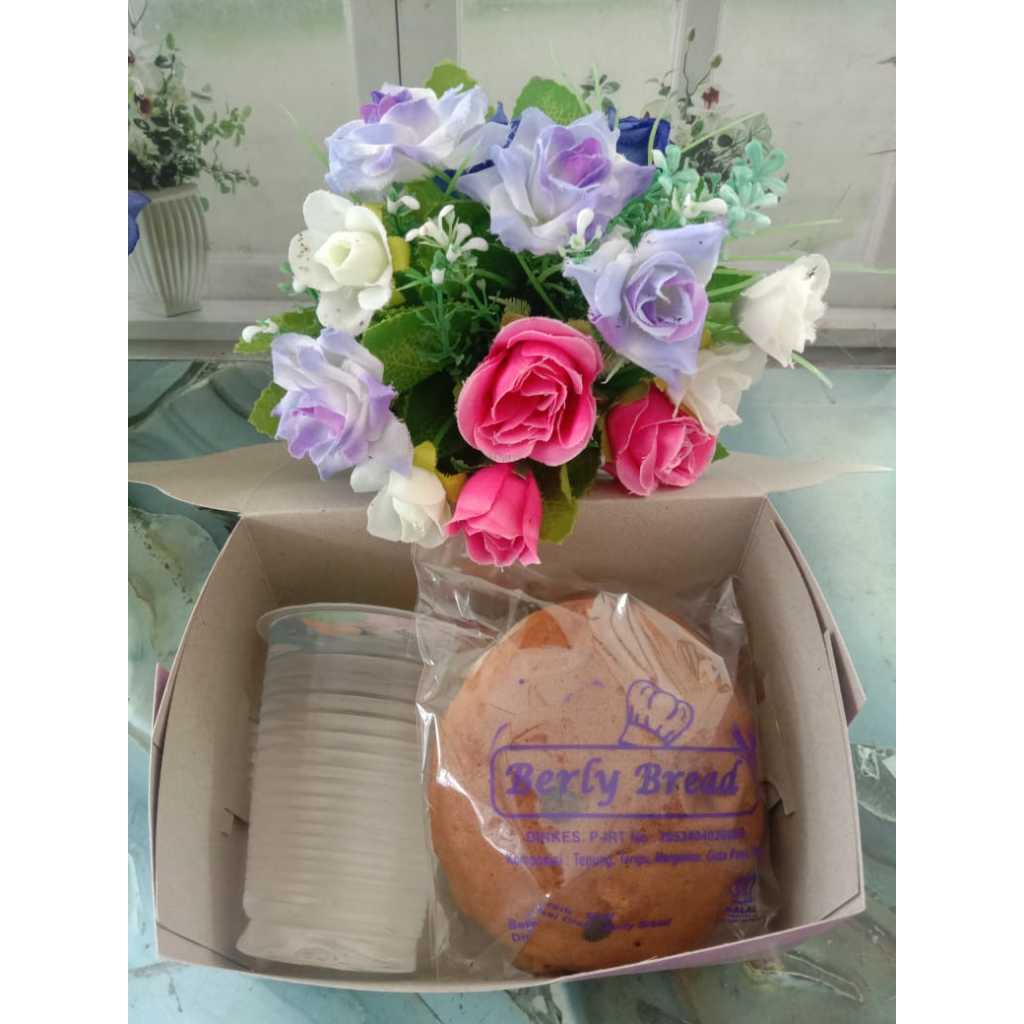 

Snack Box A / Roti dan Gelas Minum Air Mineral / minimal order 20box / harga Rp 6.000