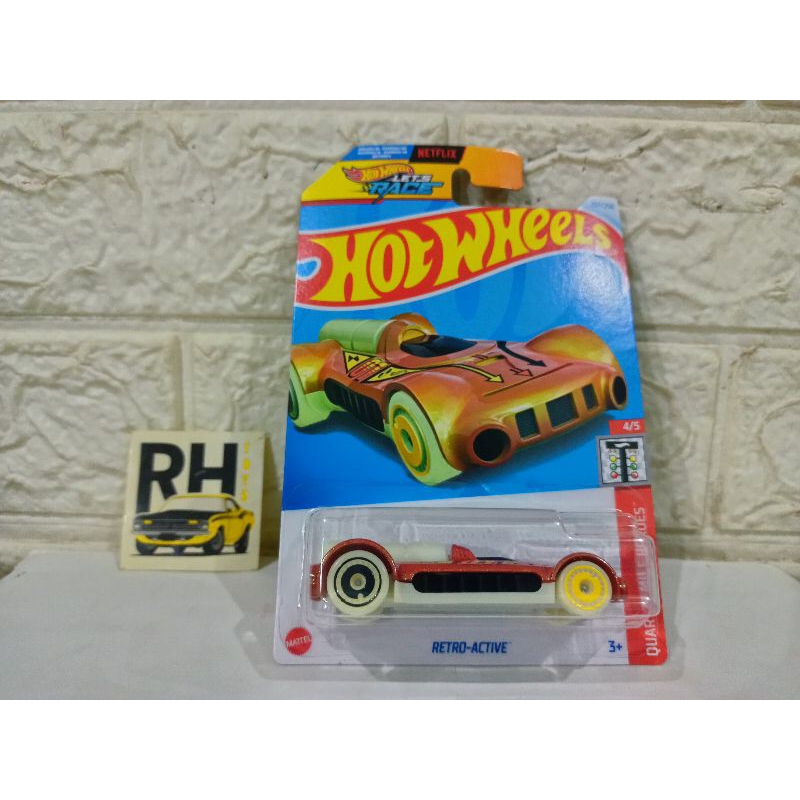 Hot Wheels Retro Active race balap