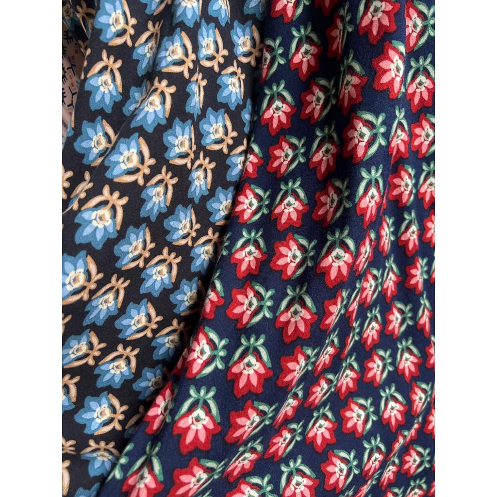 kain katun rayon viscose motif bunga mawar 2D merah dan biru terbaru best seller