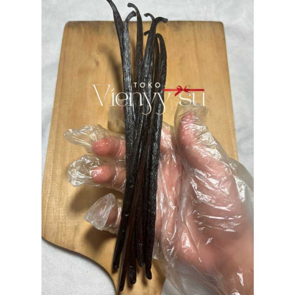 

Vanilla Beans Planifolia Grade A, Grade Ekspor, ukuran (20-23) cm, 500g