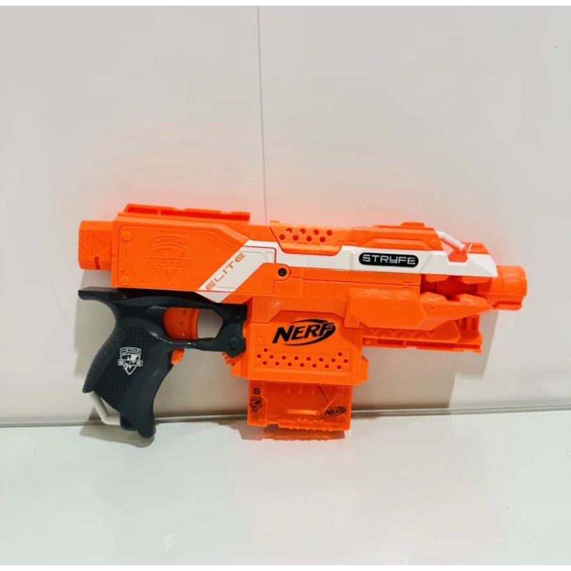 Nerf Stryfe Orange Trigger
