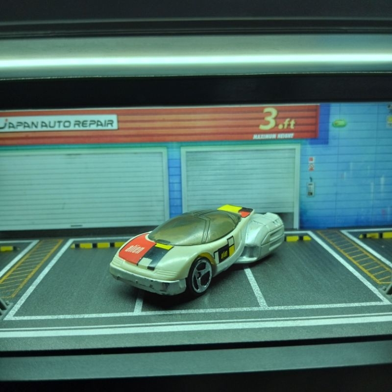 Hot Wheels Loose Alien Artistic Top 35