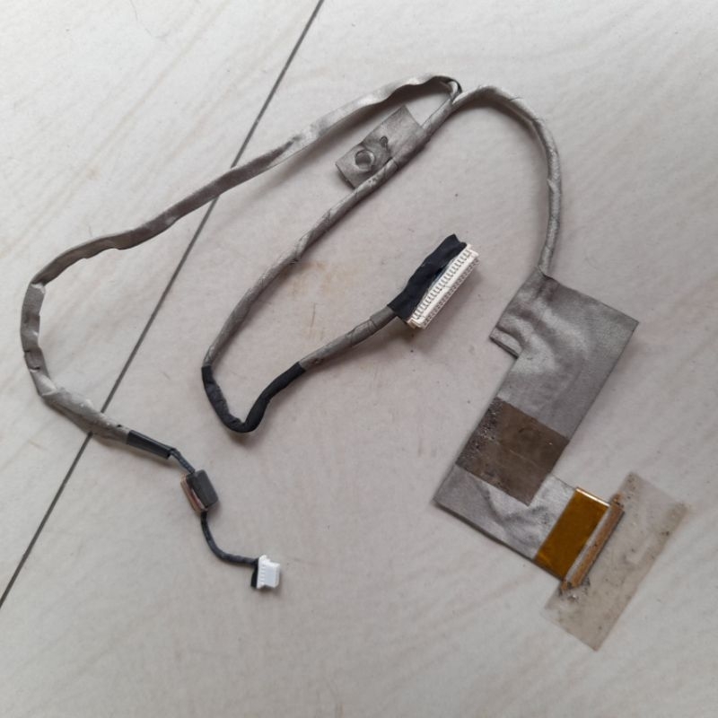 Fleksibel LCD  bawaan Laptop Acer Aspire 4736 Soket 40 pin