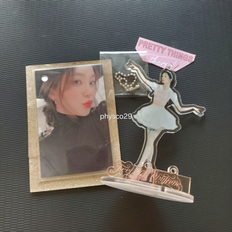 Red Velvet Irene Standee Feel My Rhythm + Photocard Irene SG 2020