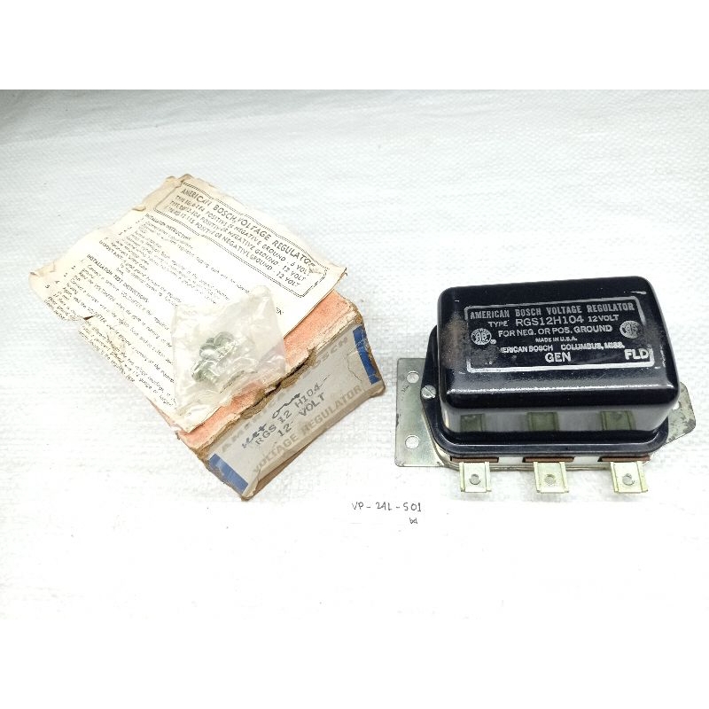 cut out Voltage Regulator 12V American Bosch