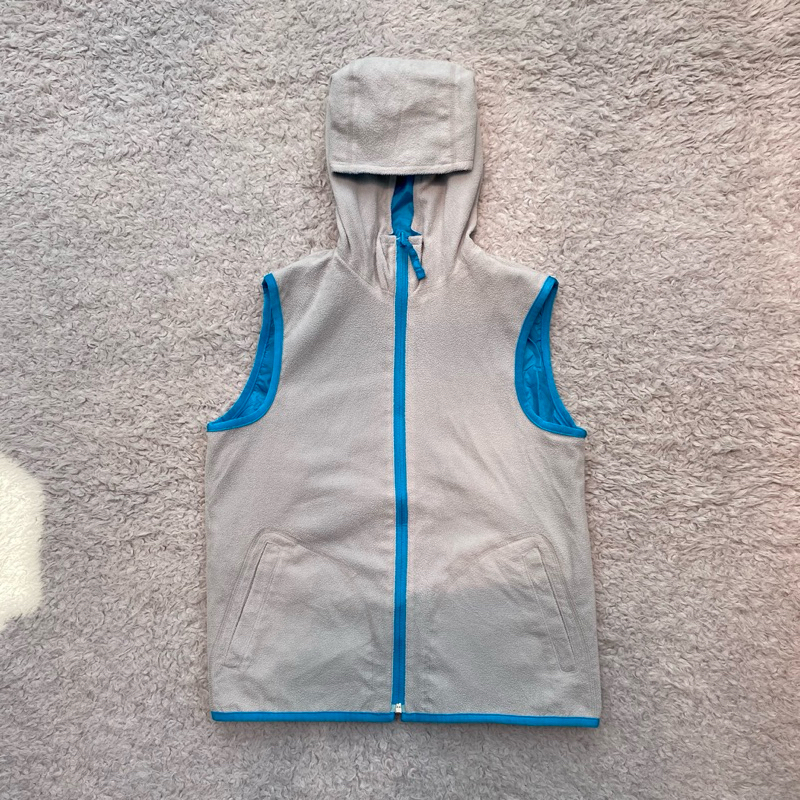 CASUAL VEST UNIQLO - REVERSIBLE POLAR X BLUE OCEAN - Vest hoodie uniqlo - rompi hoodie uniqlo - uniq