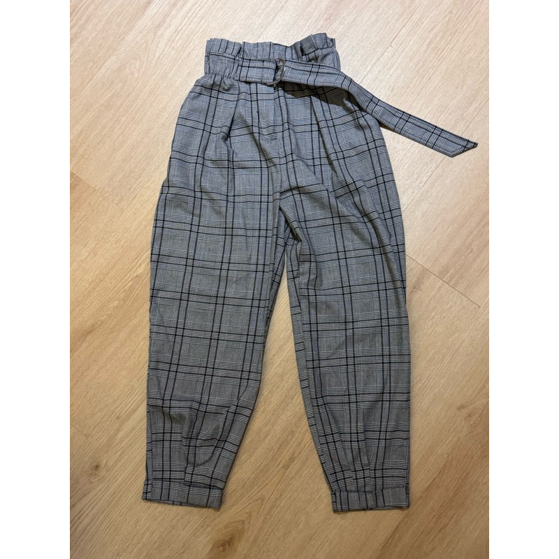 Celana Wanita Merk Bershka PRELOVED