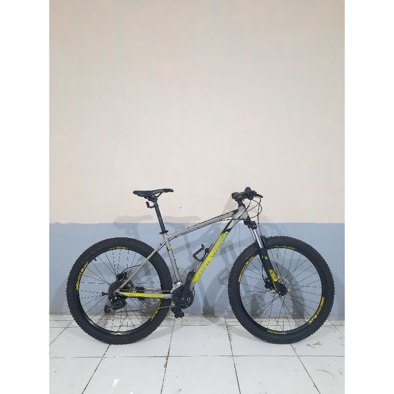 Polygon PREMIER 5 TAHUN 2022