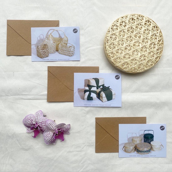 

Gift card paranti hampers parcel