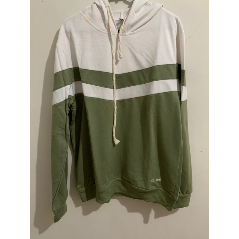 Hoodie Sixtyone (Preloved Pemakaian Pribadi)