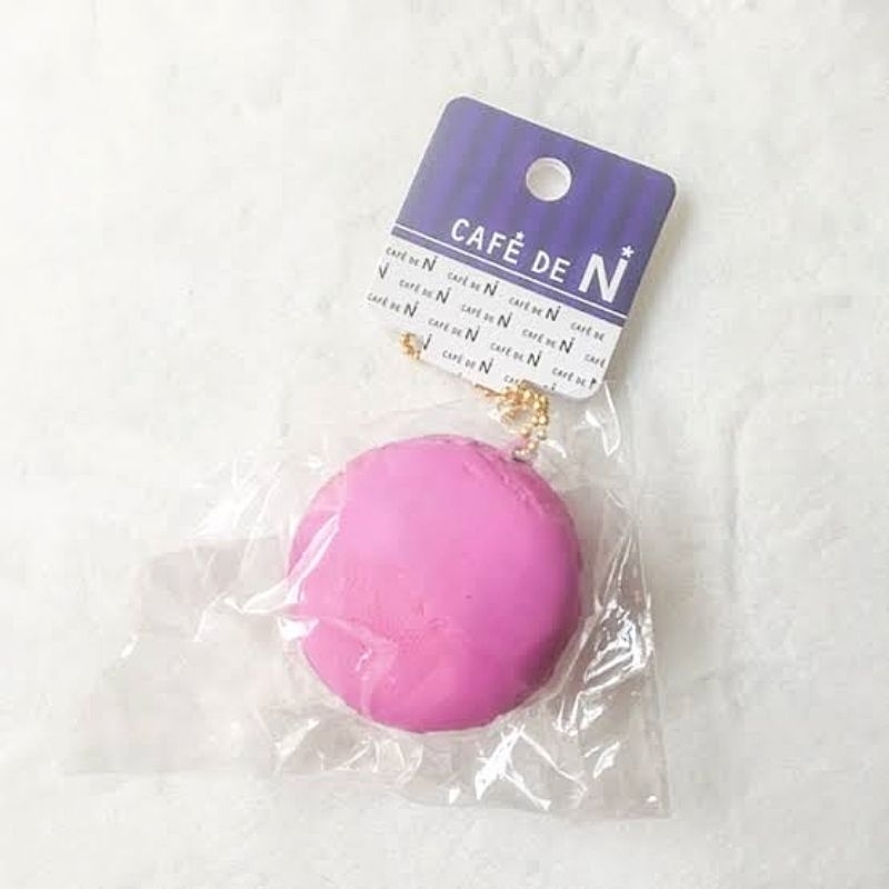 (RARE) MACARON SQUISHY BY CAFE DE N