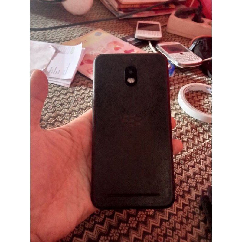 blackberry autora 4/32gb android